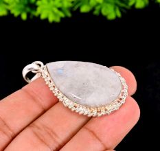 Silver Plated Brass Pendant Necklace with Rainbow Moonstone Gift Jewelry